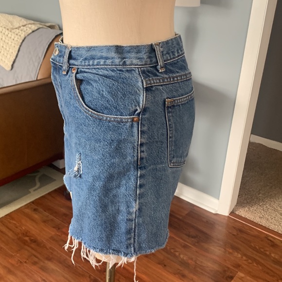 Distressed, vintage, blue jeans shorts high rise, 11 - Picture 2 of 8